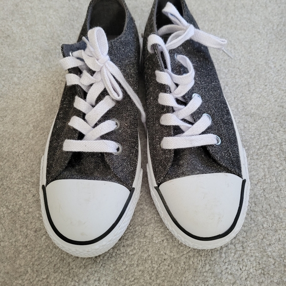 Airwalk shoes NWOT - Picture 2 of 3